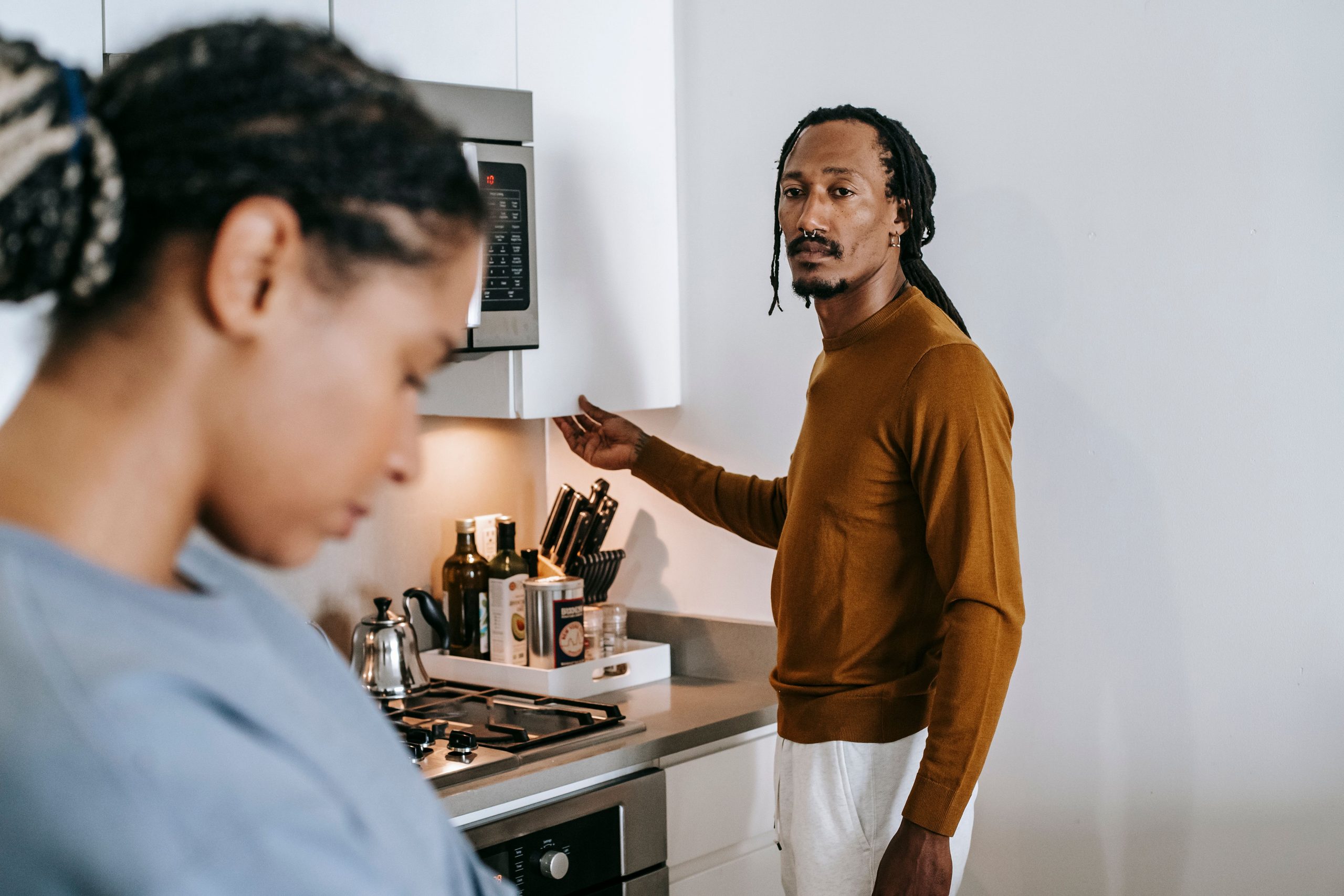 Why Am I Shutting Down During Arguments?Understanding Emotional Shutdown in Relationships